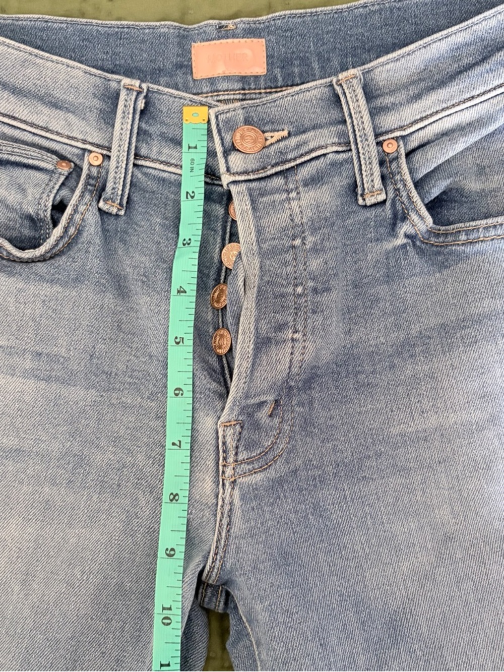 MOTHER The Mid Rise Hiker Hover Jeans in Full Moon Size 26 - Picture 9 of 10